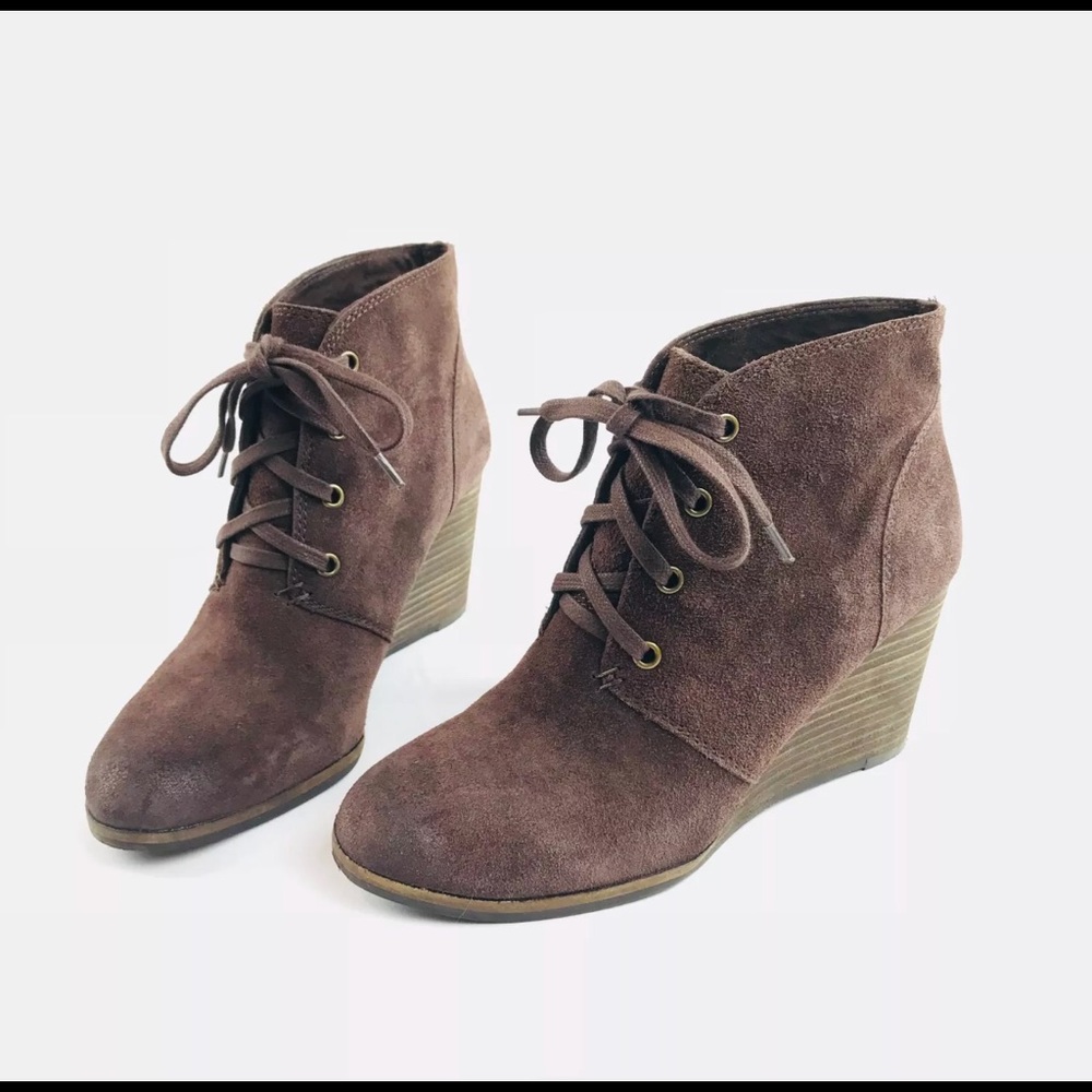 ๐ด SOLD Lucky Brand Brown Suede Wedge Ankle Boots - Picture 1 of 7